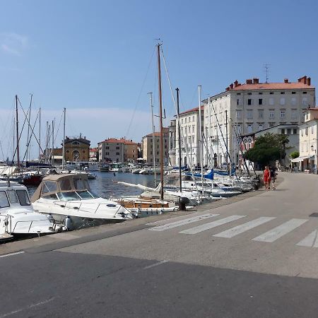 Appartement Rubi à Piran Extérieur photo