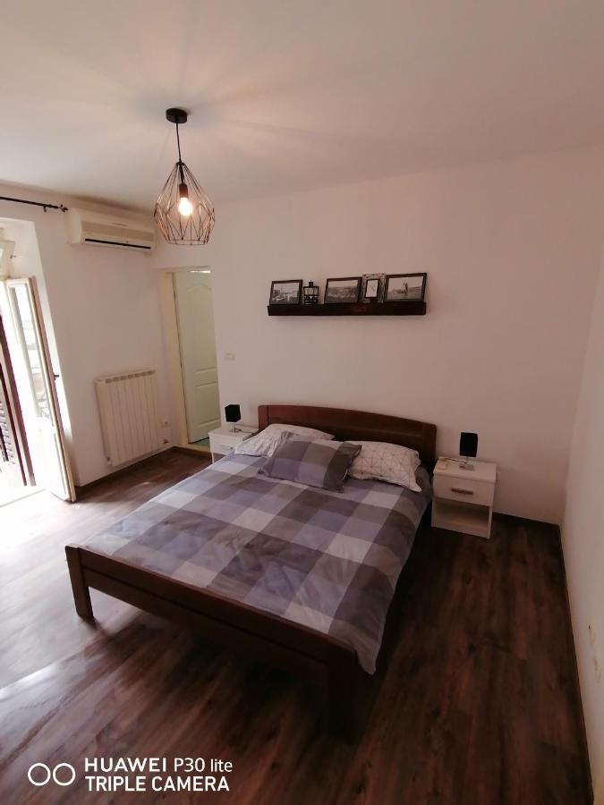 Appartement Rubi à Piran Extérieur photo