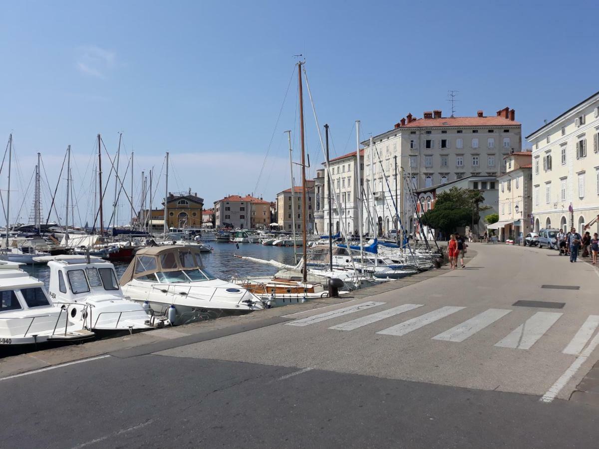 Appartement Rubi à Piran Extérieur photo